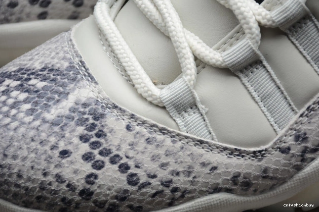 Light Bone 11 Snake SE Air CD6846-002 Low Jordan 0717